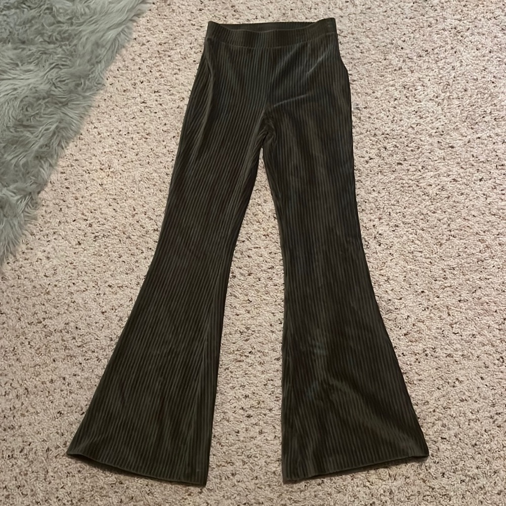 Green flare aerie pants